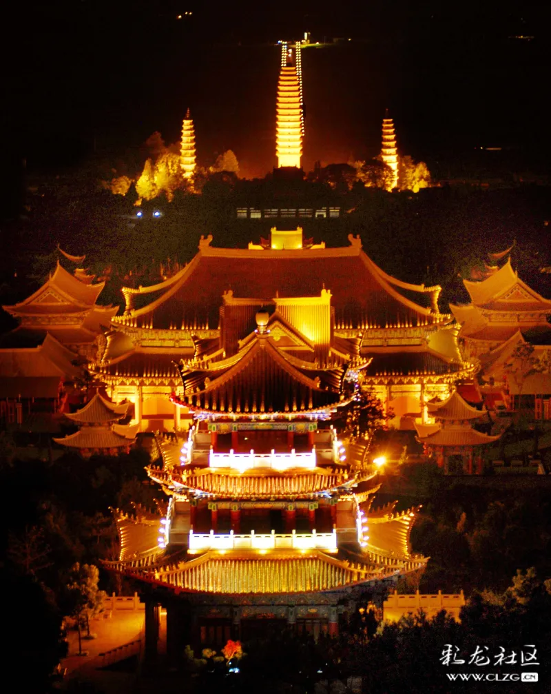 崇圣寺三塔夜景